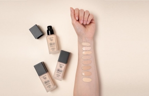 Nowość Golden Rose Up To 24 Hours Stay Foundation