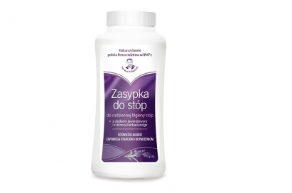 Codzienna higiena stóp latem
