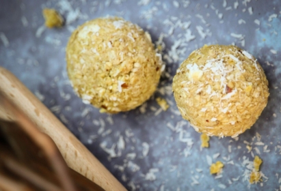 Pełnoziarniste kulki z owocami