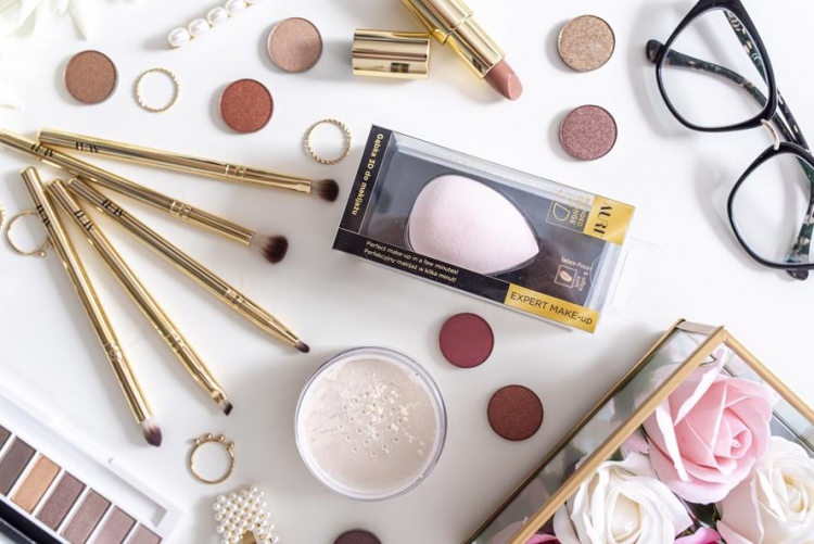 Czaruj spojrzeniem każdego dnia z Auri