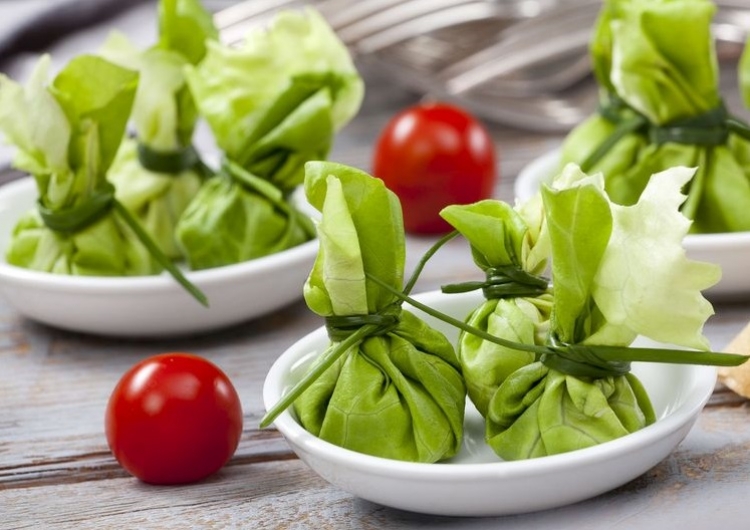 Bezglutenowe kieszonki z wędzonym twarogiem i pastą z pestkami słonecznika