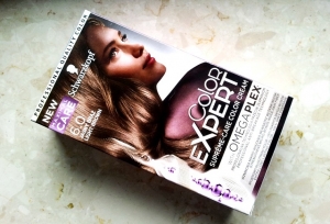 Schwarzkopf Farba Color Expert jasny brąz