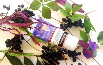 Neutrogena Formuła Norweska Visibly Renew krem do rąk SPF 20