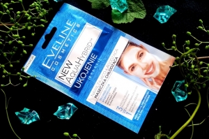Eveline New Aqua Hybrid nawilżająco-łagodząca maseczka chłodząca 3 w 1