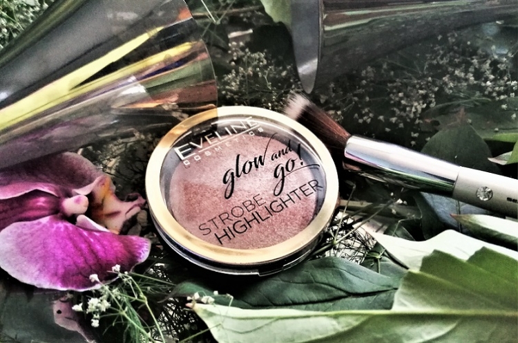 Eveline Cosmetics Glow and Go Strobe Highlighter nr 02