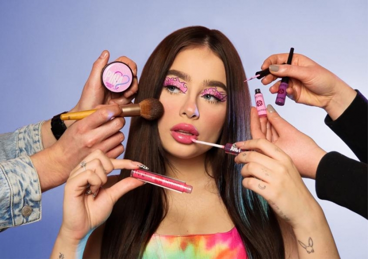 Makijaż w stylu fagataa z marką Ingrid