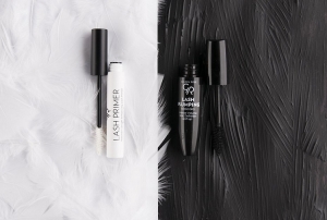 Rzęsy na celowniku z Golden Rose