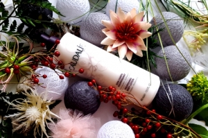 Caudalie nawilżający balsam do ciała