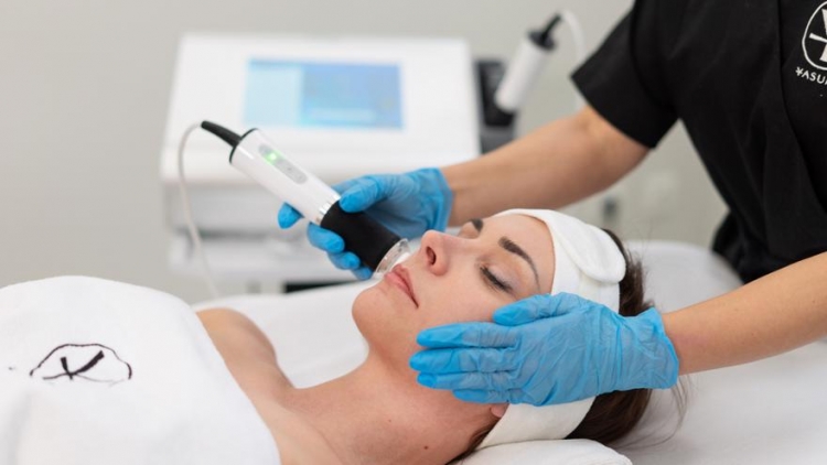 Yasumi Gene C - efekt skóry Śpiącej Królewny