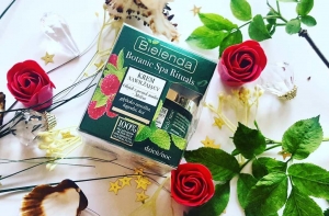 Bielenda Botanic Spa Rituals olejek z pestek malin + melisa krem nawilżający