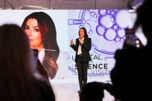 Laboratorium L'Or&eacute;al w centrum Warszawy