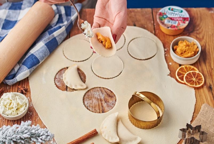 Lovege Hummus z papryką na ostro