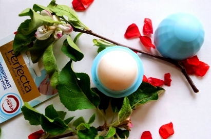 Perfecta DeoBall antyperspirant w sztyfcie Floral Soap