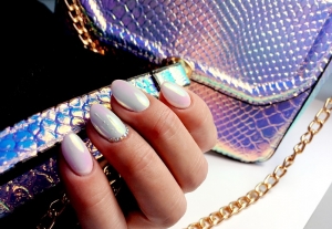 Nails Company wprowadza innowacyjny pyłek Crystal Mirror