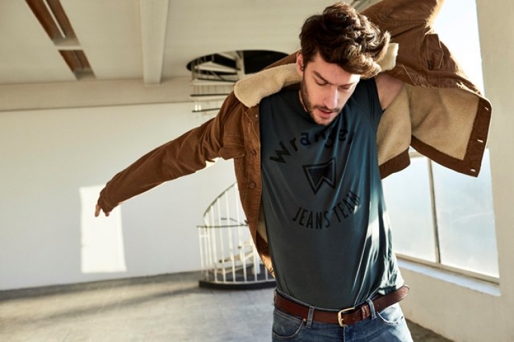 Sztruks wraca do łask! Postaw na Wranglera