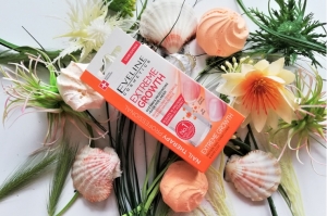 Eveline Cosmetics Nail Therapy Professional Keratin Pro odbudowująco utwardzająca odżywka w płynie