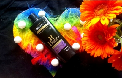 TRESemme Biotin + Repair 7 szampon do włosów