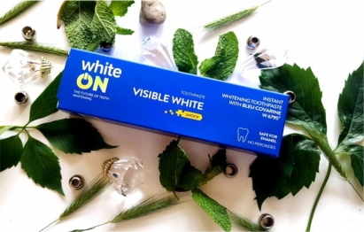 White On Visible White Shock pasta do zębów