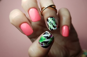 Mistero Milano - top 5 trend&oacute;w w manicure na lato