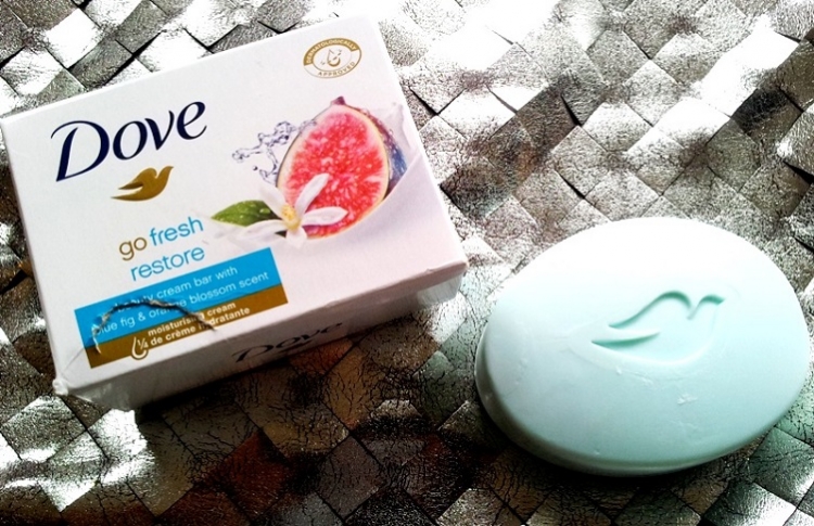 Dove kremowa kostka myjąca figa i kwiat pomarańczy