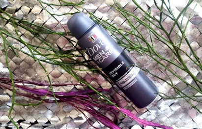 Dove Men+Care Invisible Dry antyperspirant w aerozolu