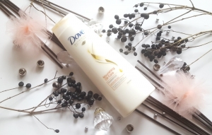 Dove Nourishing Oil Care szampon do włosów suchych i puszących się