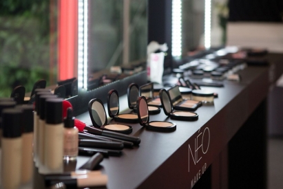 Premiera nowej marki kosmetycznej - Neo Make Up