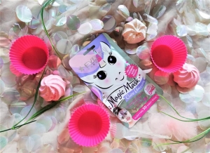 Eveline Magic Mask oczyszczająca maska w płacie 3D