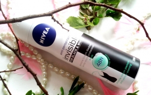 Nivea Invisible for Black&amp;White antyperpirant w sprayu
