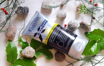 Eveline Power Men X-Treme żel peelingujący 6w1 przeciw zaskórnikom