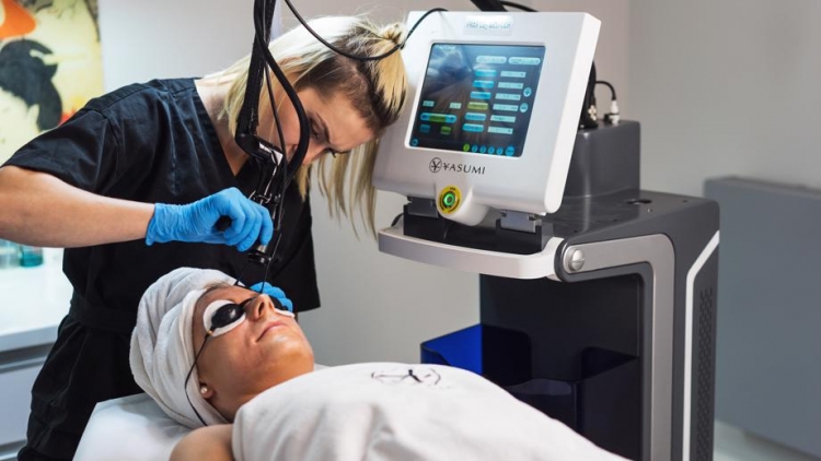 Yasumi laser frakcyjny CO2