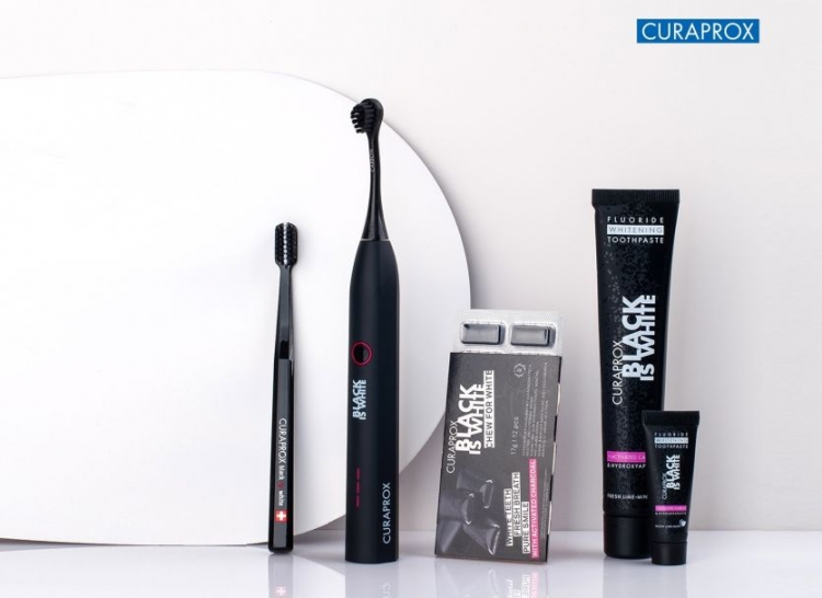 Seria Black is white Curaprox