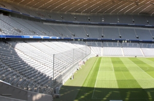 Kibice przenoszą się ze stadion&oacute;w i telewizji do Internetu