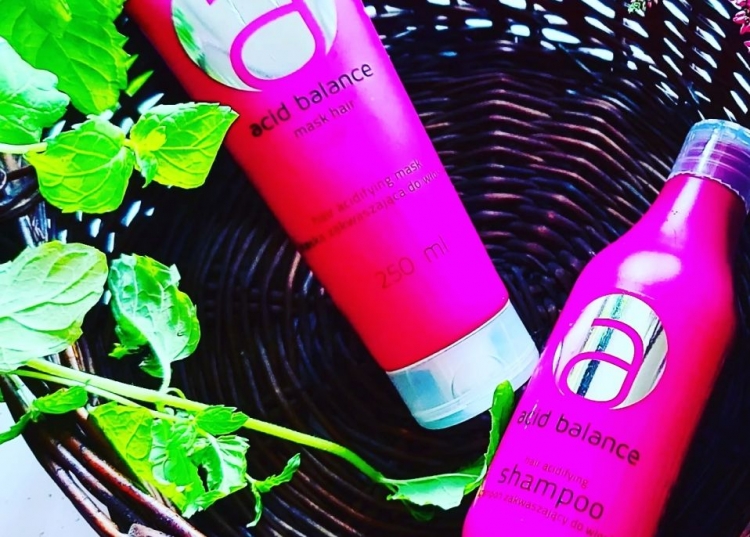 Jak zadbać o włosy po koloryzacji