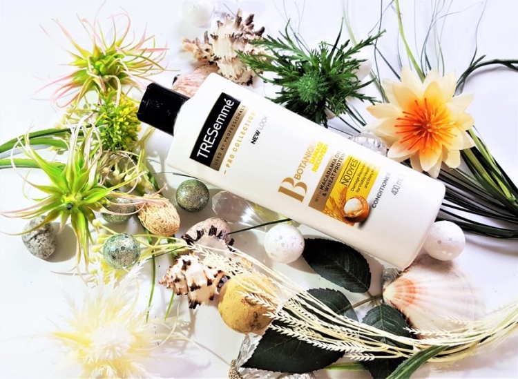 TRESemme Botanique Damage Recovery odżywka do włosów