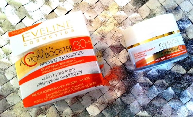 Eveline Skin Action Booster lekki hydro-krem nawilżający 30 +
