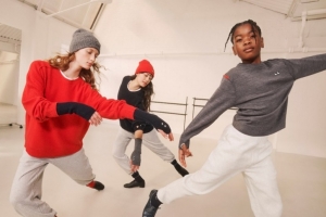 Kolekcja UNIQLO x Anya Hindmarch