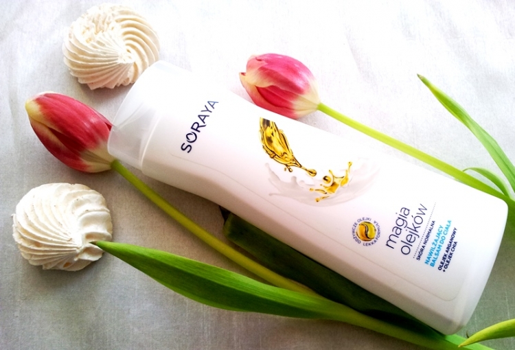 Nawilżający balsam do ciała Soraya Magia Olejków