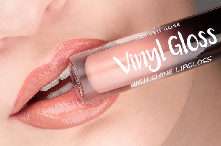 Vinylowe usta z Golden Rose
