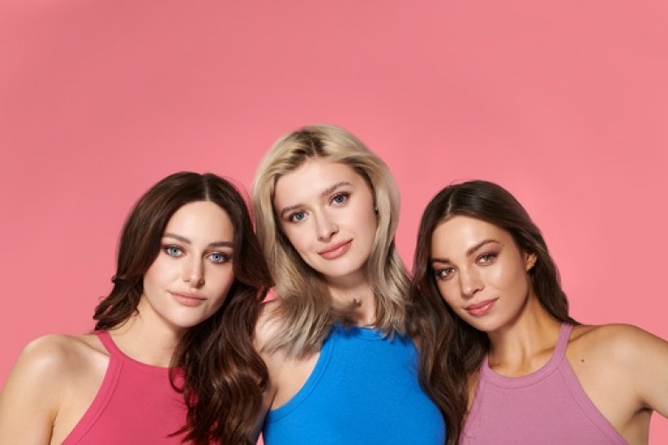 Sinsay Beauty: Ile twarzy – tyle makijaży