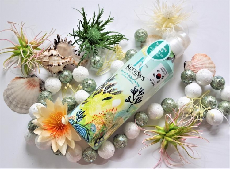 Kerasys Perfume Pure & Charming perfumowana odzywka do włosów